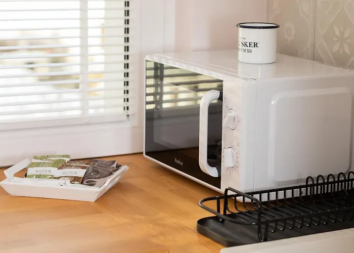 아파트 Cozy Pastel Two Bedroom In By Renters *